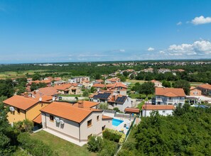 Aerial view - Holiday Home Mlačić (Porec)