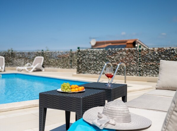 Casa (Holiday Home Mlačić - Three Bedroom) | Piscina externa