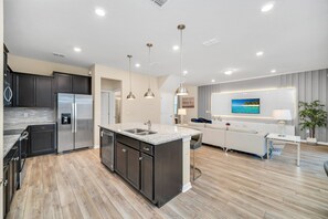 Interior - Last Minute Disney! Private Pool, Game Room & Themed Bedrooms. Book Now! #115221 (Orlando)