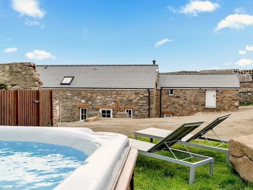 Awel y Môr - 3 Bedroom Cottage - Whitesands