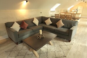 TV connectée, cheminée