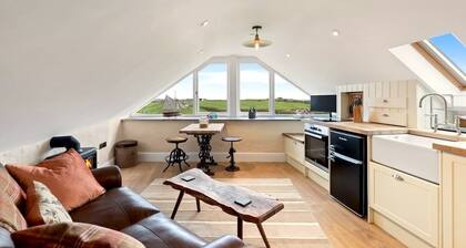 Swn y Môr - 1 Bedroom Cottage - Whitesands