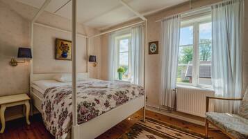 Classic Single Room