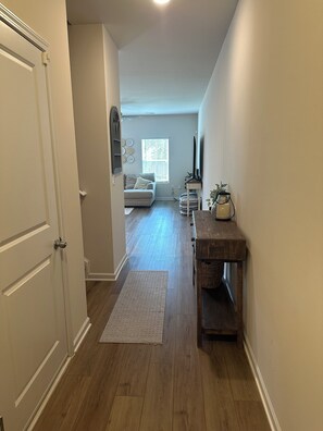 Interior - Beautiful home 20 minutes from amusement park, parks, shopping, and hospitals (Villa Rica)