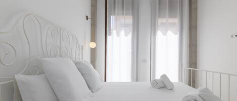 2 habitaciones, tabla de planchar con plancha y wifi gratis