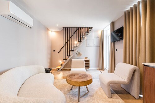 Beachside House in Matosinhos