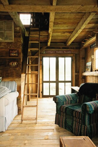 Thistledown Farm's Sheep Shed Cottage

