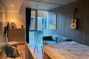 1 室のベッドルーム、WiFi、ベッドシーツ