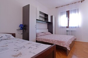 3 bedrooms, WiFi, bed sheets - Apartment Stella - Three Bedroom Apartment with Balcony (Pula)
