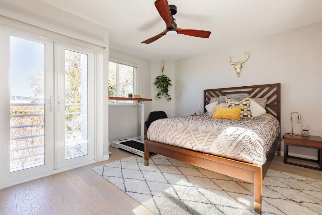 European Style 2-bedroom Townhome with Sauna + Atrium in charming Santa Monica