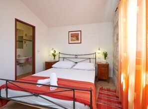 1 bedroom, Internet, bed sheets