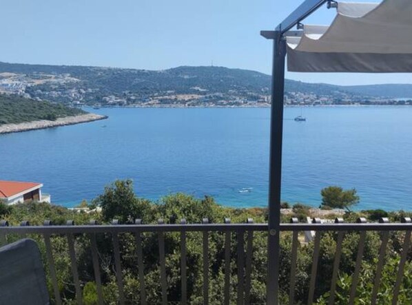 Property grounds - Two Bedroom Apartment with Terrace (Rogoznica)