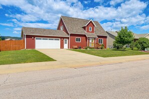 Exterior - Black Hills Family Home: Close to Hiking Trails! (Black Hawk)