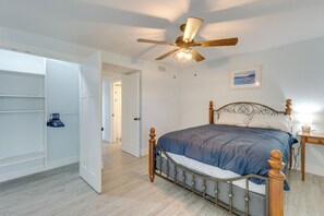 2 chambres, bureau, accès Internet, draps fournis