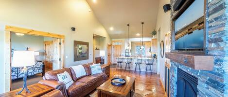 TV connectée, cheminée