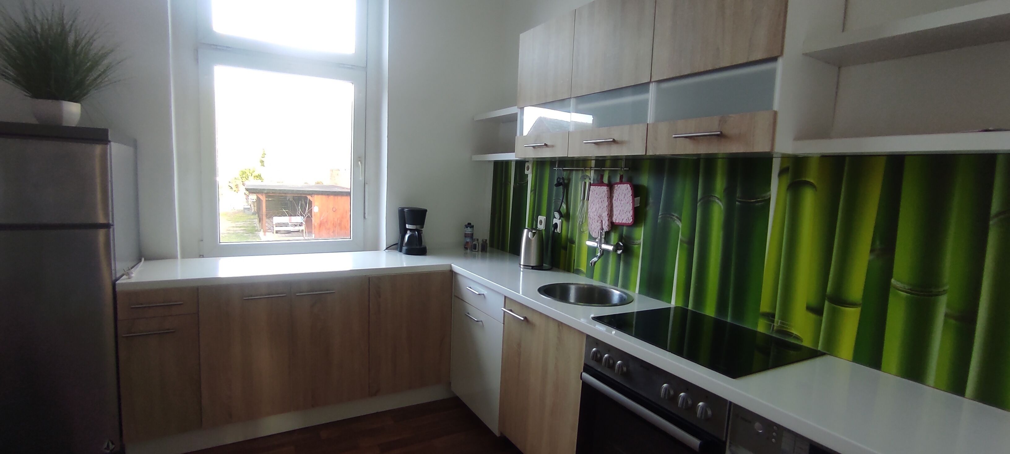 Køleskab, ovn, kogeplade, opvaskemaskine