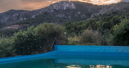 La Sonora, casa rural con maravillosas vistas y piscina natural. Reconexión!!