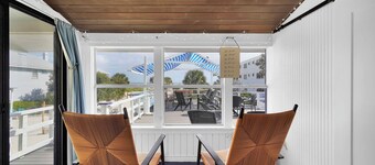 Amazing Direct Beachfront sleeps 16