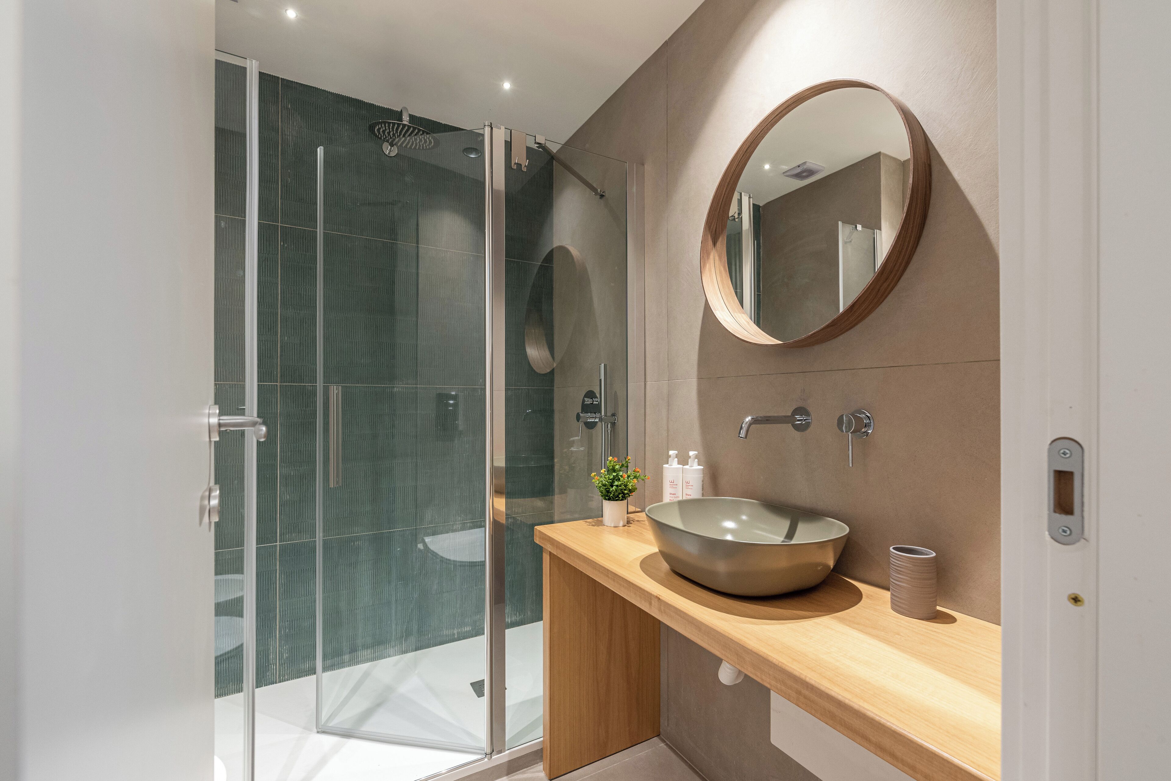 Apartment | Bathroom