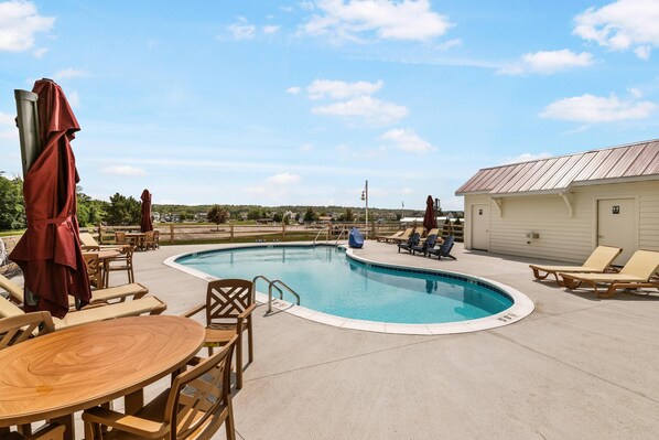 Casa, diversos llits (Move Over Rose) | Piscina