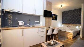 1 غرفة نوم وواي فاي وملاءات أسرّة