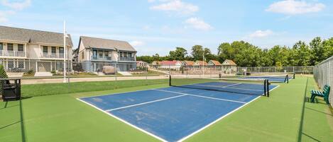 Ferienhaus, Mehrere Betten (Marina Tower) | Sportplatz
