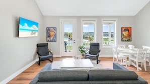 Ferienhaus, Mehrere Betten (Marina Tower) | Wohnbereich