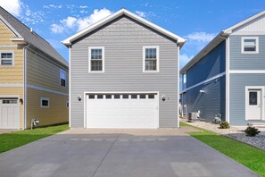 House, Multiple Beds (Nautical Nest) | Exterior - Nautical Nest (Ottawa)