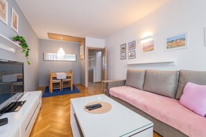 Leilighet – comfort, balkong | 1 soverom, strykejern/-brett og wi-fi (inkludert)