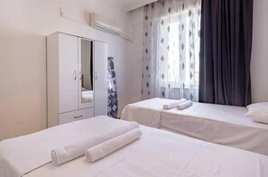 2 bedrooms