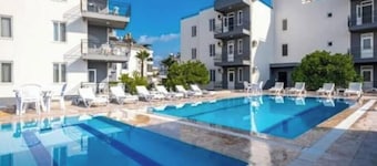 BELEK Apartment With Pool in Belek
