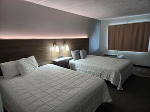 Double Room, 2 Queen Beds | Free WiFi, bed sheets - Home-Towne Lodge (Omaha)
