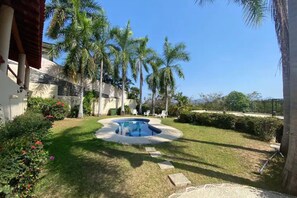 Outdoor pool - Departamento con Hermosas Vistas (Ixtapa)