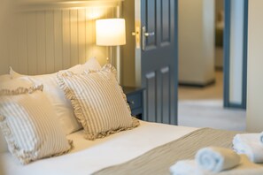 8 soverom, reiseseng for barn, wi-fi og sengetøy