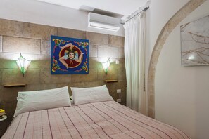 Apartment | 2 bedrooms, iron/ironing board, free WiFi - La casa di Rosa 1833 by Wonderful Italy (Syracuse)