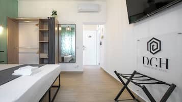 Deluxe Double Room, 1 Double Bed | Soundproofing, free WiFi