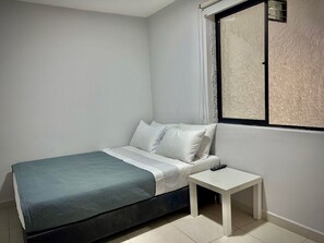 1 室のベッドルーム、インターネット