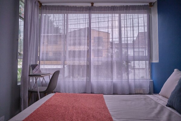 1 bedroom, Internet