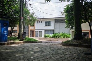 Esterni