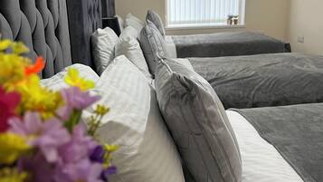 Apartment | 2 bedrooms, iron/ironing board, free WiFi