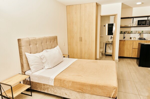 Internet - C101: Economic and Functional Loft (Medellín)