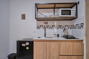 微波炉、厨具/餐具