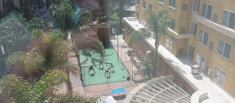 2 Bedroom/ 2 Bathroom Suite with full kitchen