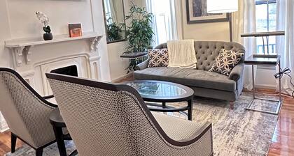 UNBELIEVABLY BEAUTIFUL TOWNHOME
2 MIN DOWNTOWN
5 MIN,OHIO STATE U SO ROMANTIC ❤️