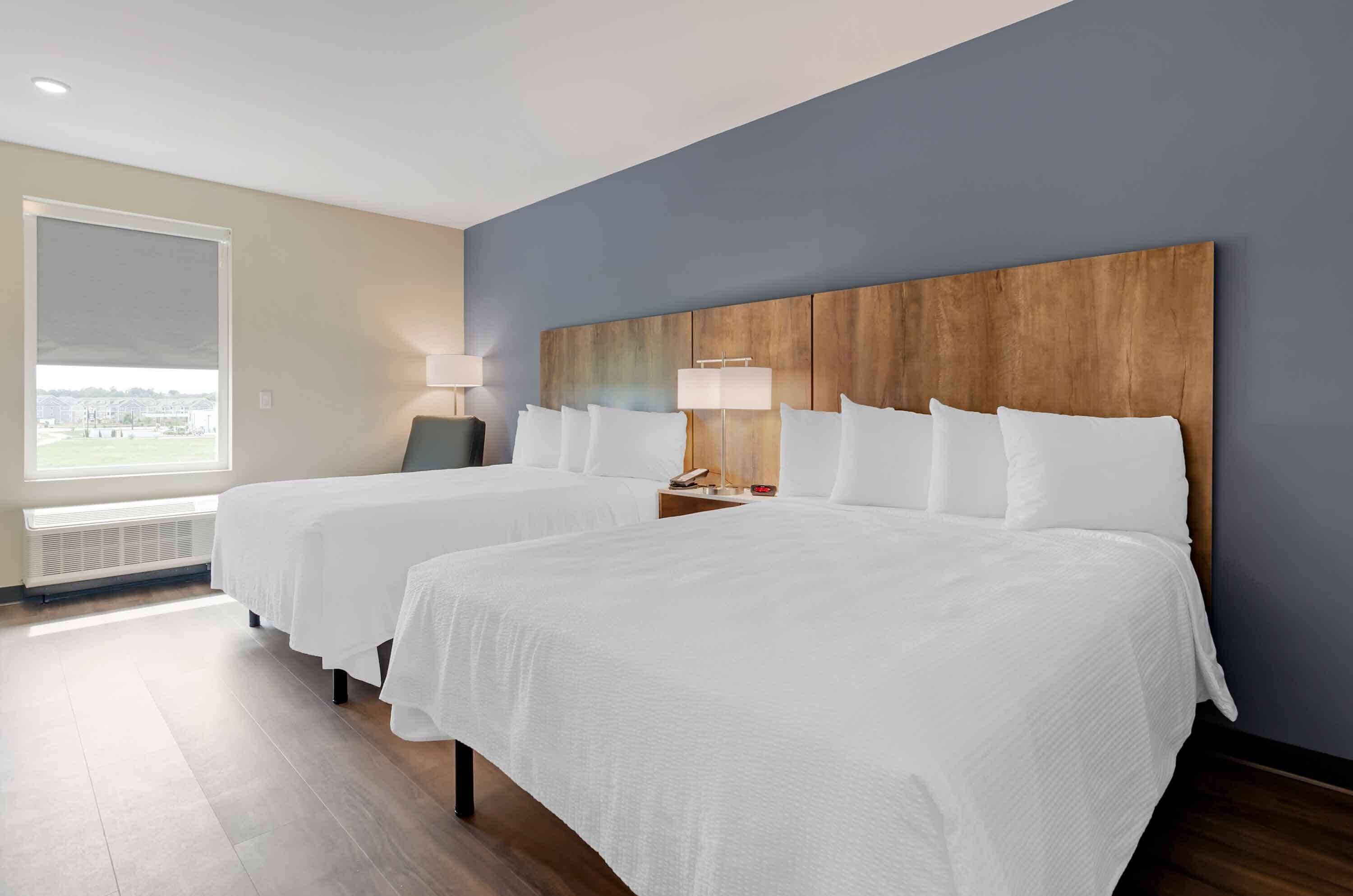 Peralatan tempat tidur premium, ruang kerja komputer riba 