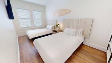 3 bedrooms, bed sheets