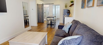 Beach House: POOL, Boardwalk, 1 Min to Beach