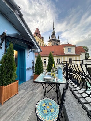 Leilighet, terrasse, byutsikt | Terrasse/patio