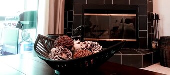 Stylish 2 BR & 2 bath + Loft Durango Condo near Purgatory