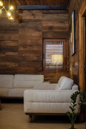 35-cm Smart TV with cable channels - Carevic Resort & Villas (Krimovica)